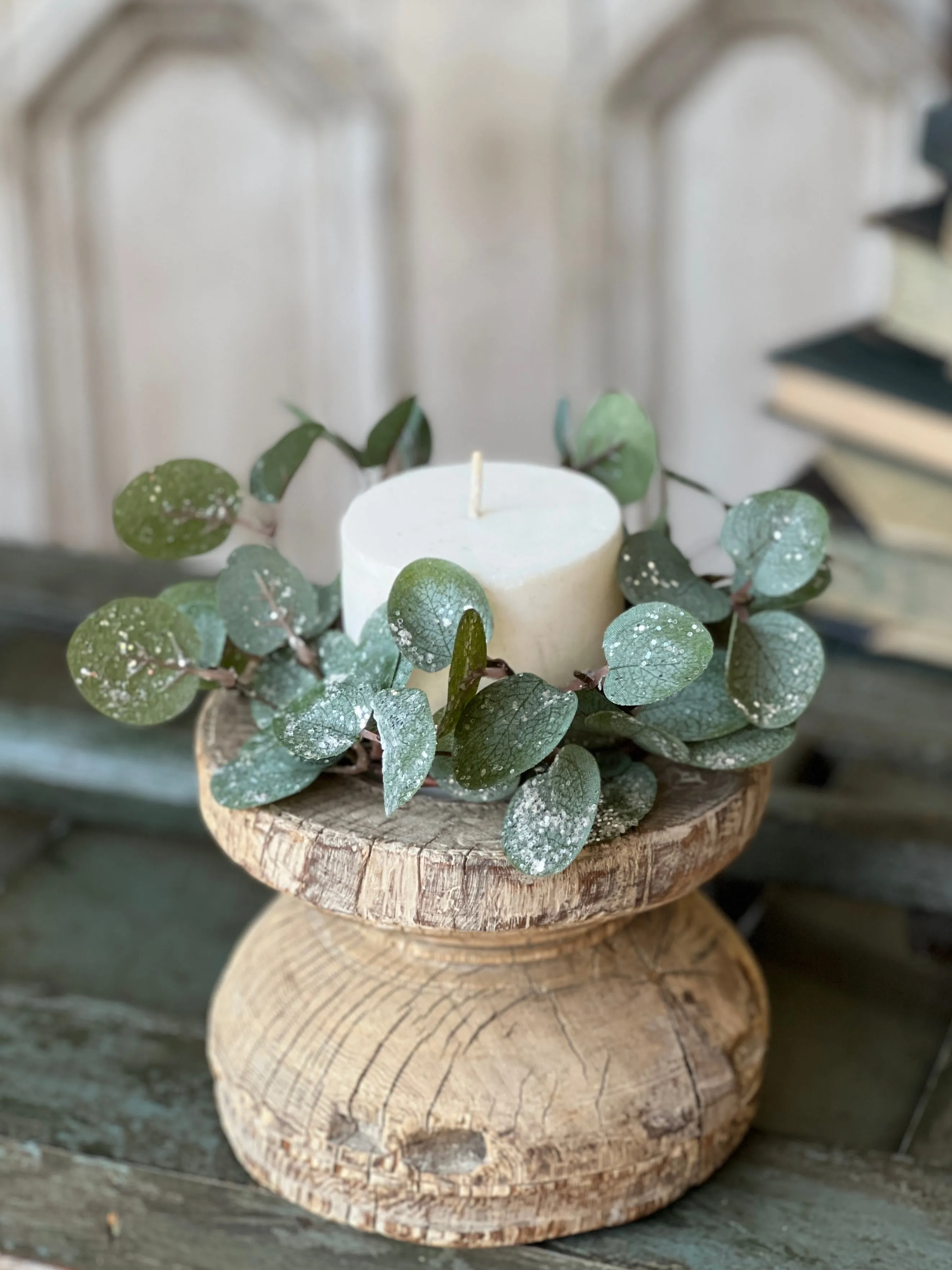 Crisp Air Eucalyptus Candle Ring (w/ frost effect) | 8"