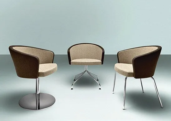et al. Kicca 021 Chair