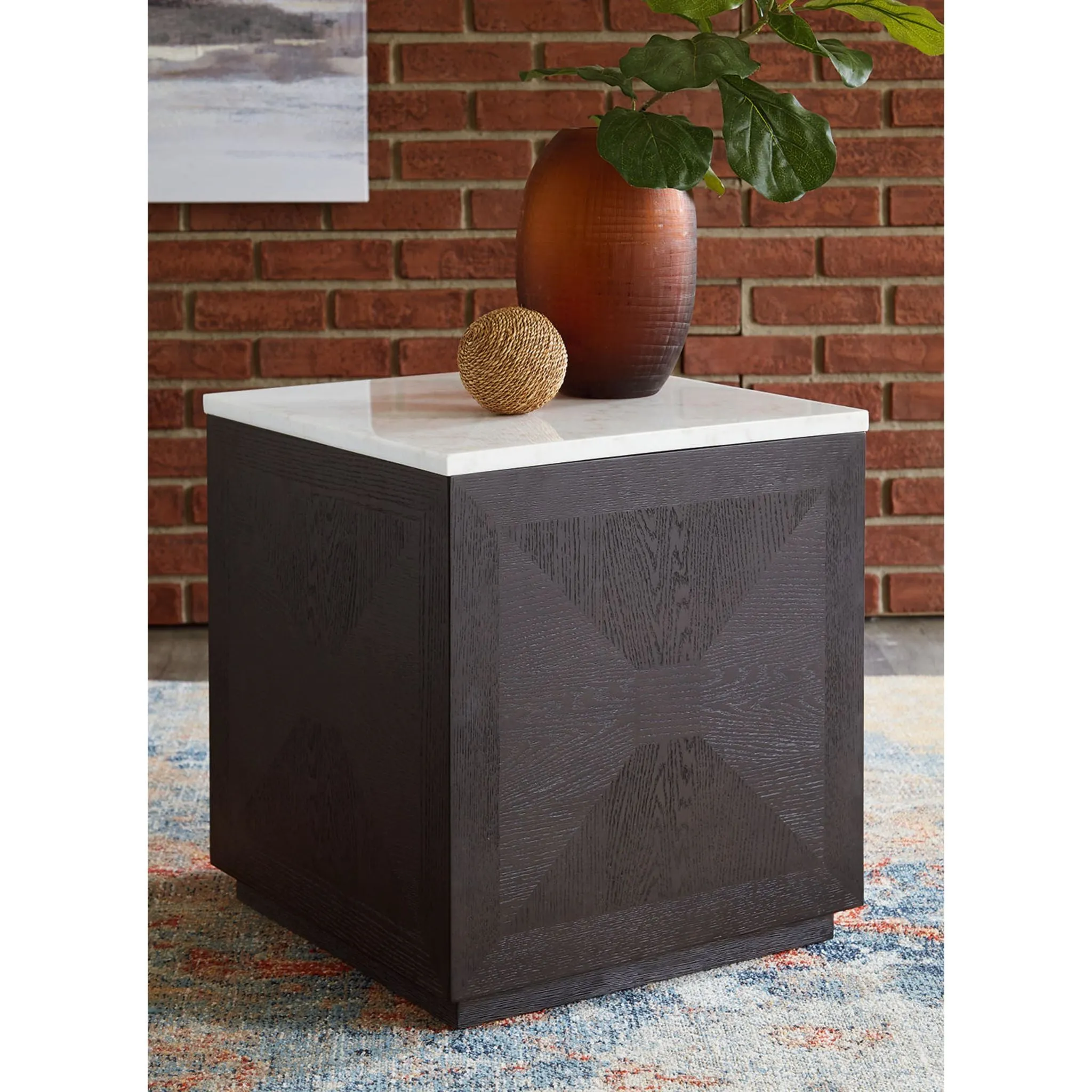 Henridge Accent Table