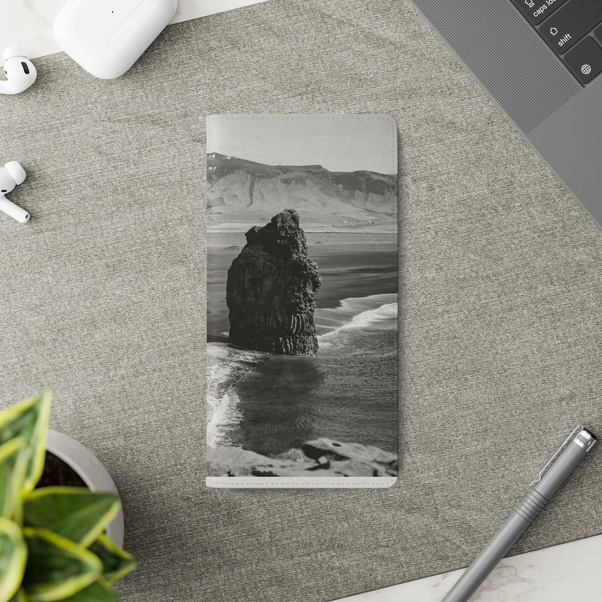 Iceland’s Black Sands in Monochrome Majesty- Flip Cases