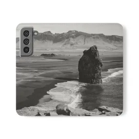 Iceland’s Black Sands in Monochrome Majesty- Flip Cases