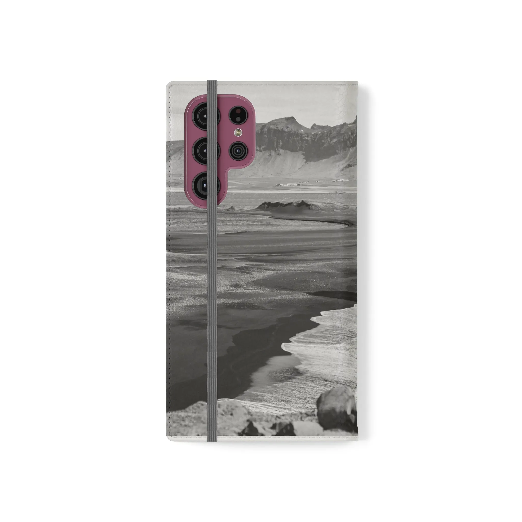 Iceland’s Black Sands in Monochrome Majesty- Flip Cases