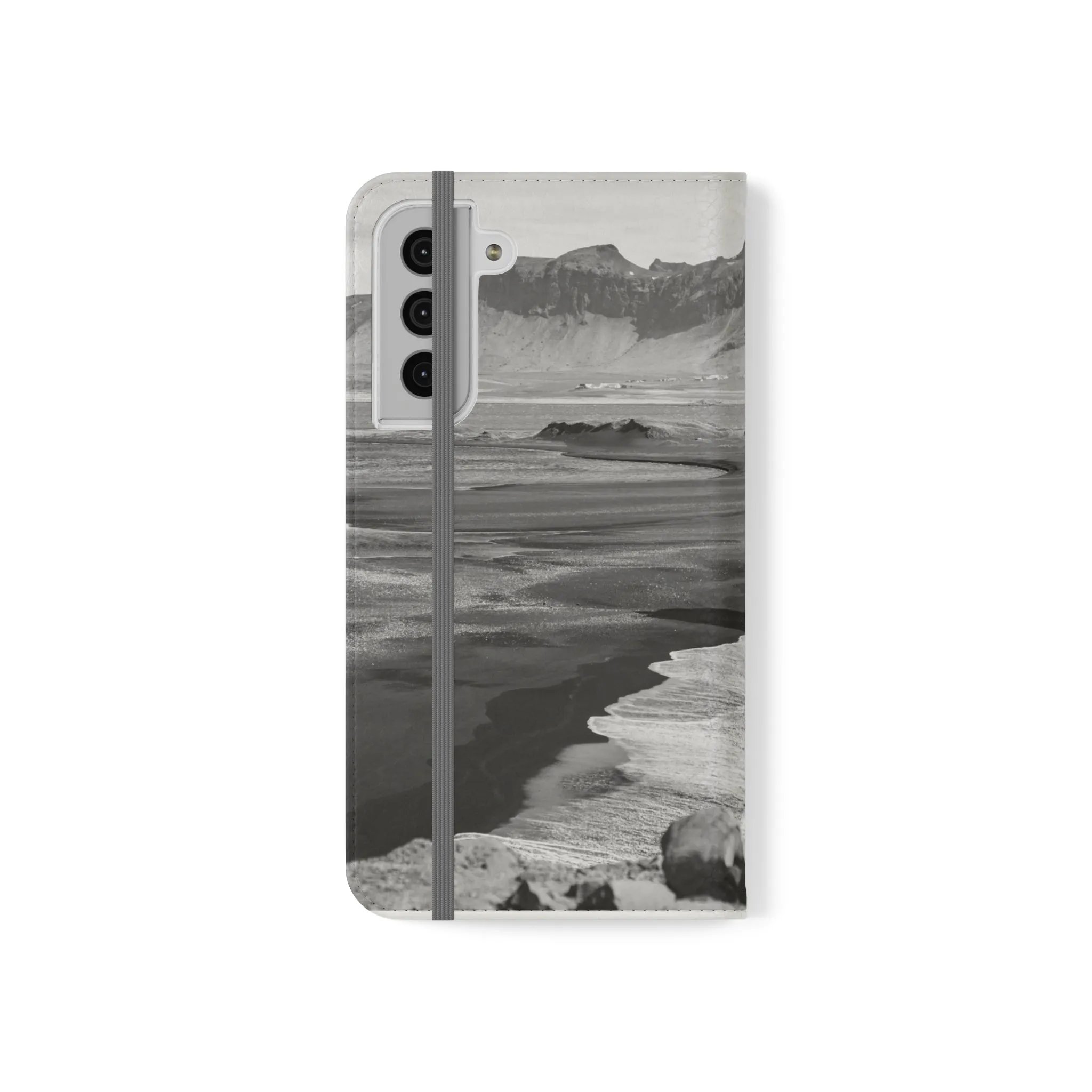 Iceland’s Black Sands in Monochrome Majesty- Flip Cases