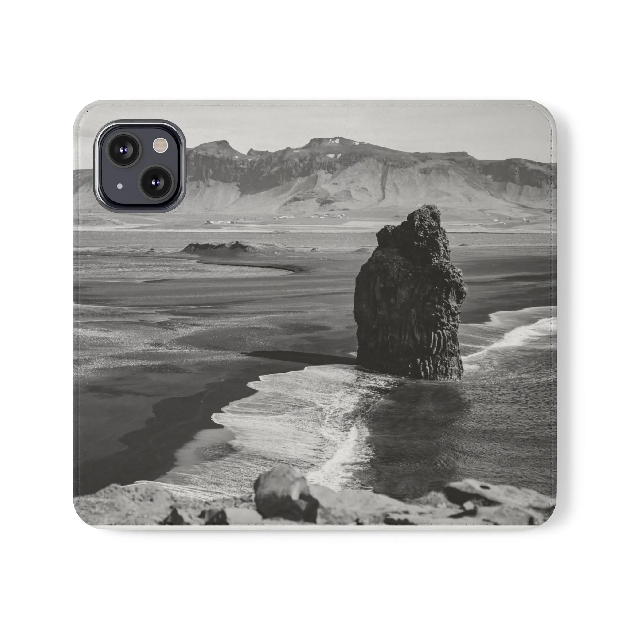 Iceland’s Black Sands in Monochrome Majesty- Flip Cases