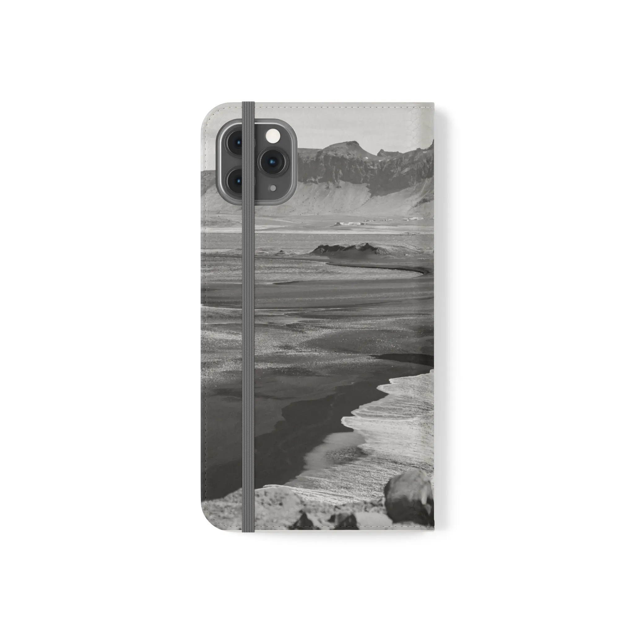 Iceland’s Black Sands in Monochrome Majesty- Flip Cases