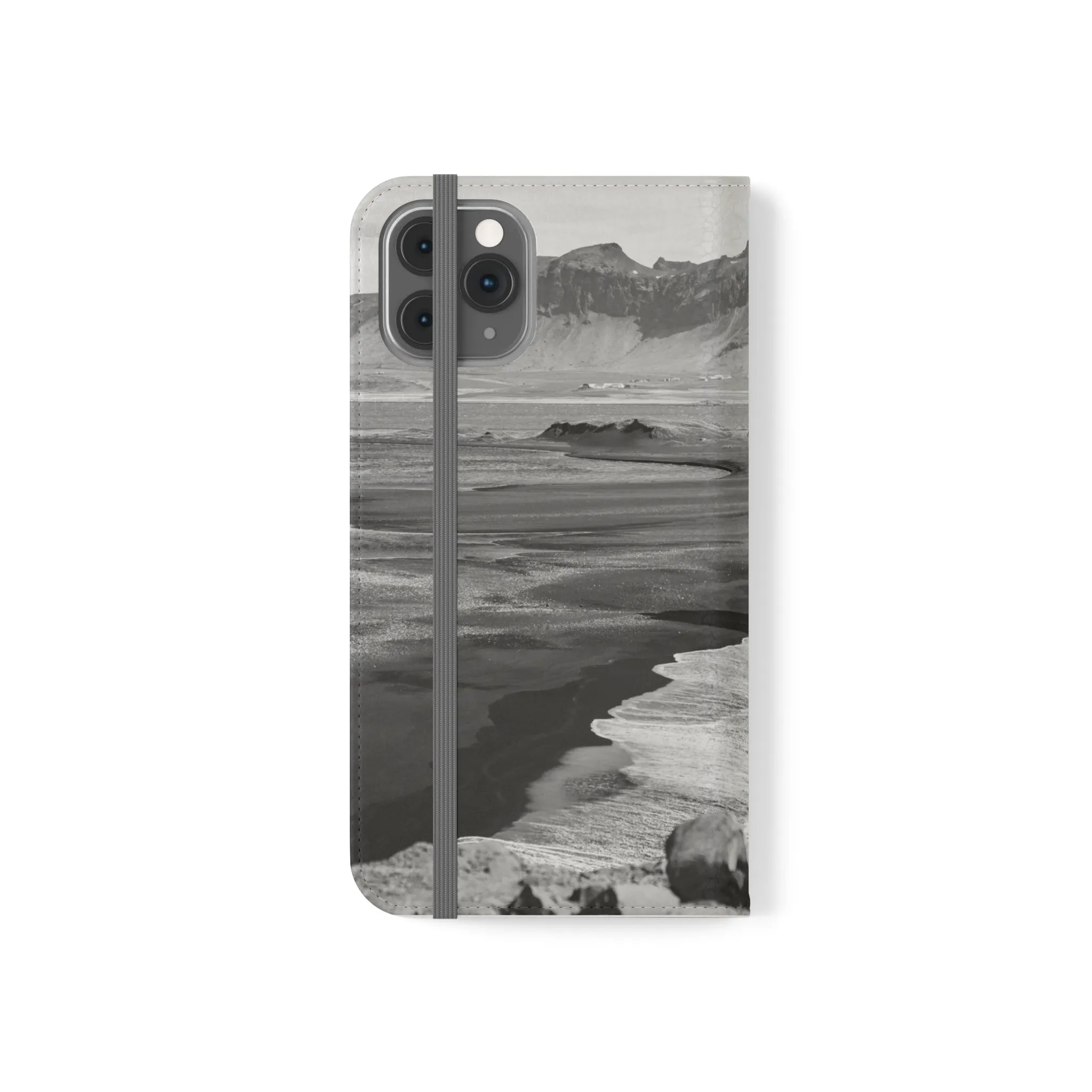 Iceland’s Black Sands in Monochrome Majesty- Flip Cases