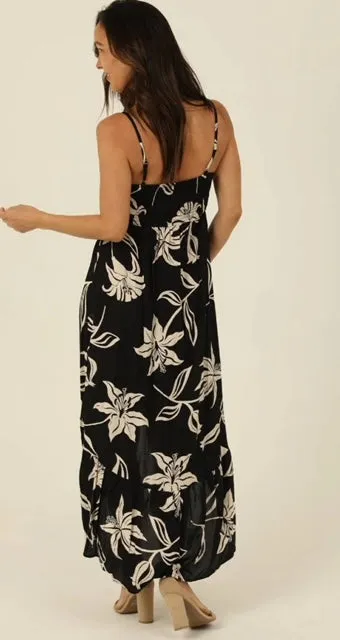 Nostalgia Ivory Flowers