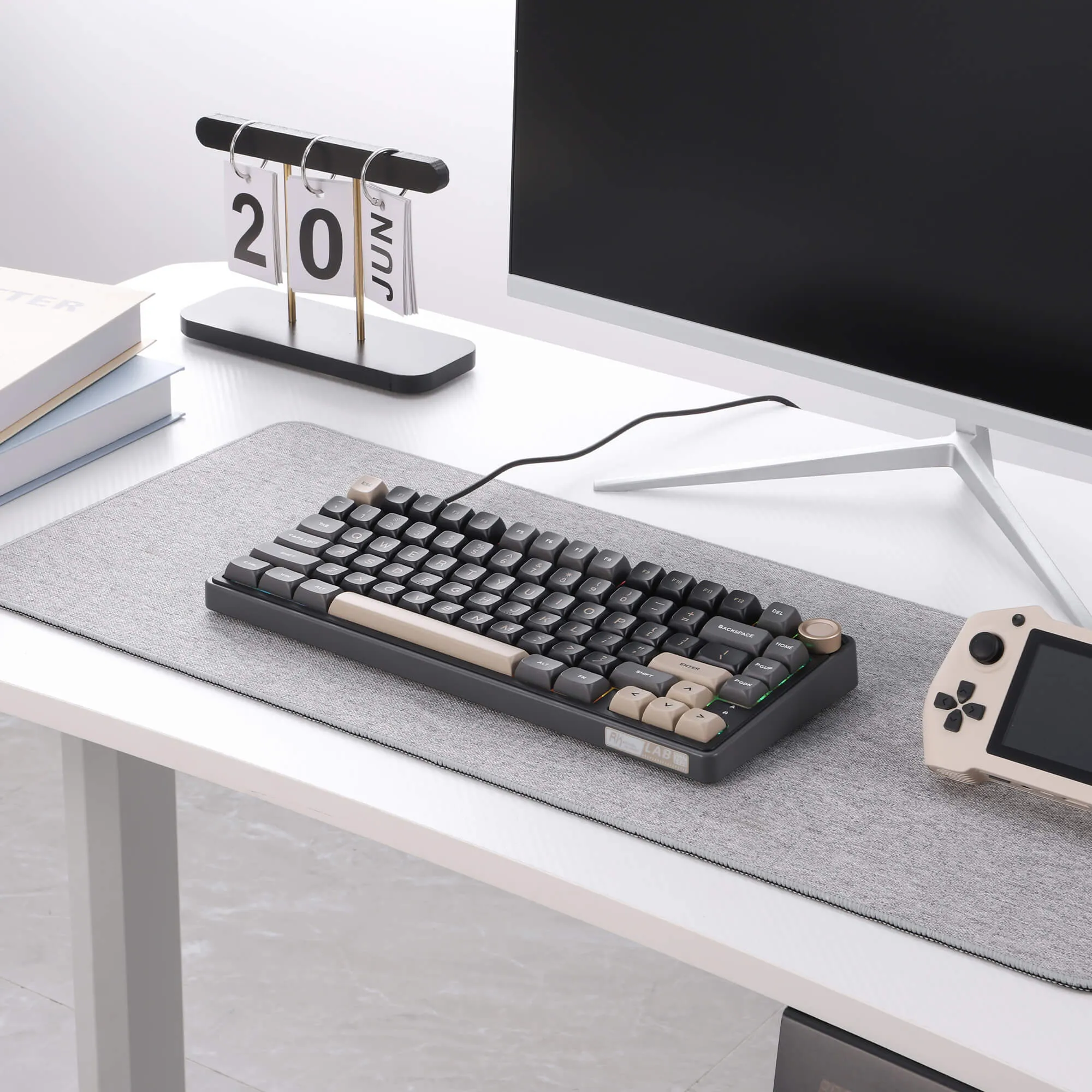 R75 75% Wired Gaming Keyboard  (QMK/VIA)