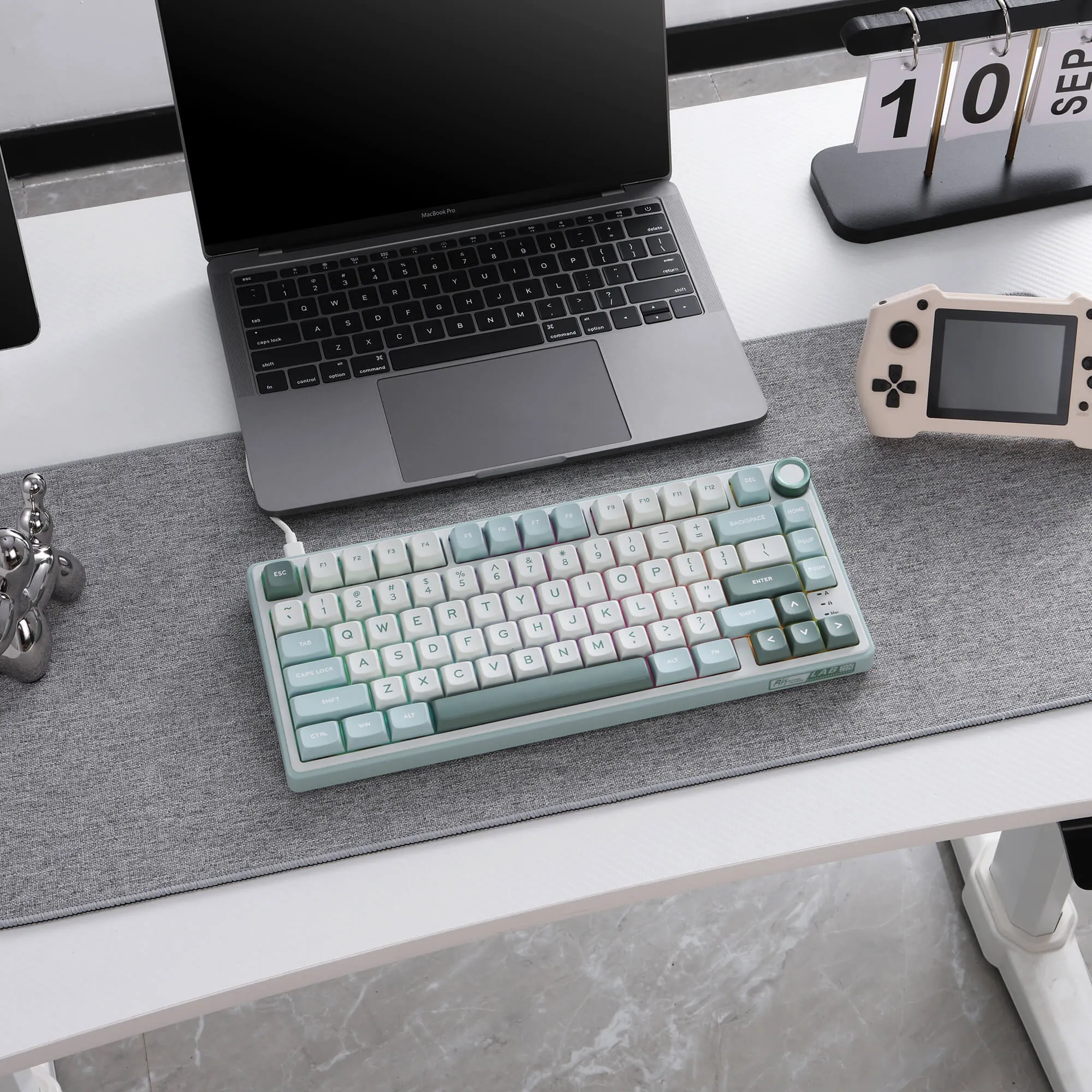 R75 75% Wired Gaming Keyboard  (QMK/VIA)