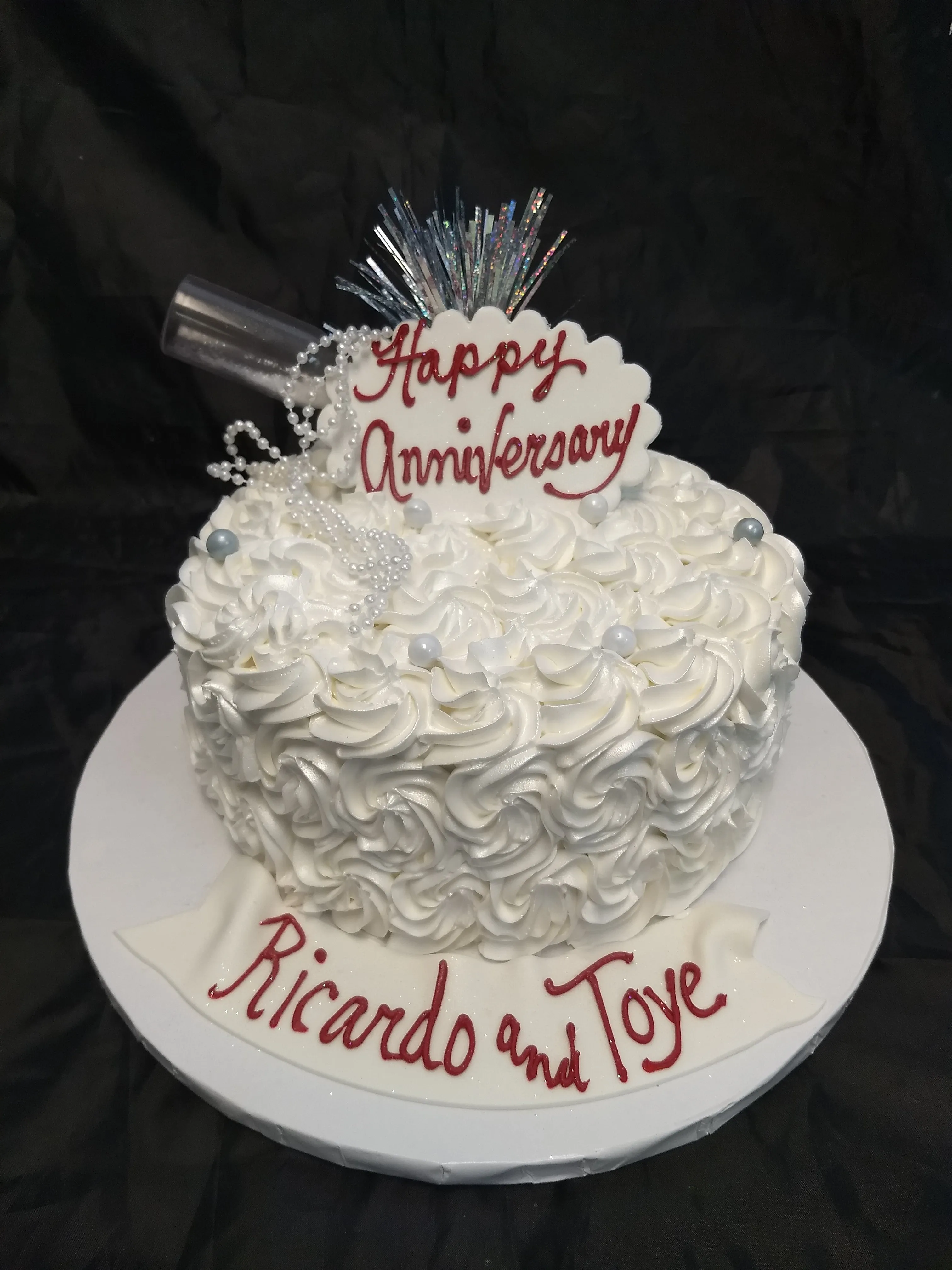 Rosette Cake  - 2 Layer Round