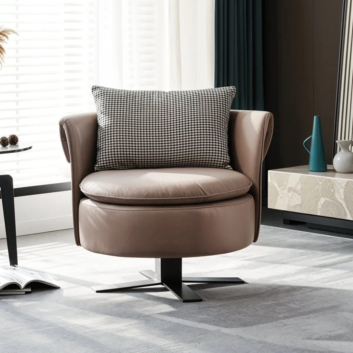 Stoas Accent Chair